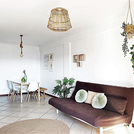 Green House Free Netflix And Garage Aveiro Exterior photo